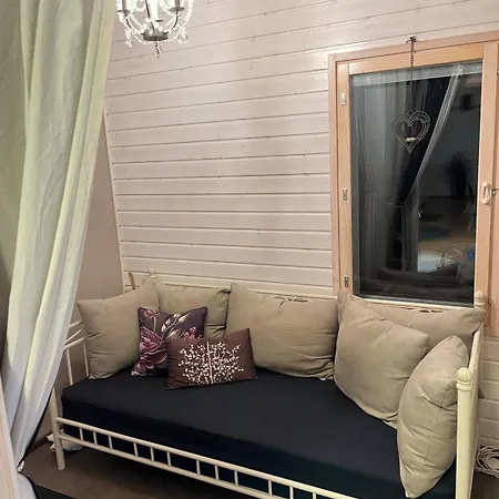 Mansikkaniityn Moekki *
